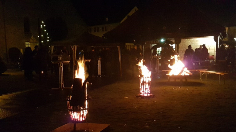 Weihnachtsfeuer1